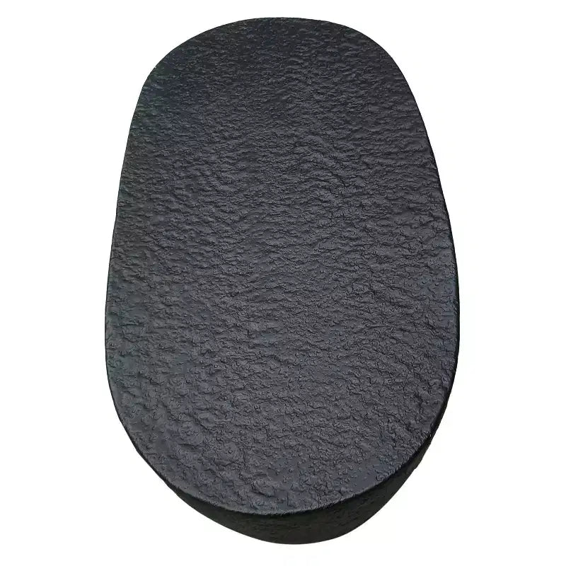 Table basse 36" - Design martelé fait main - Structure sculpturale en aluminium noir mat